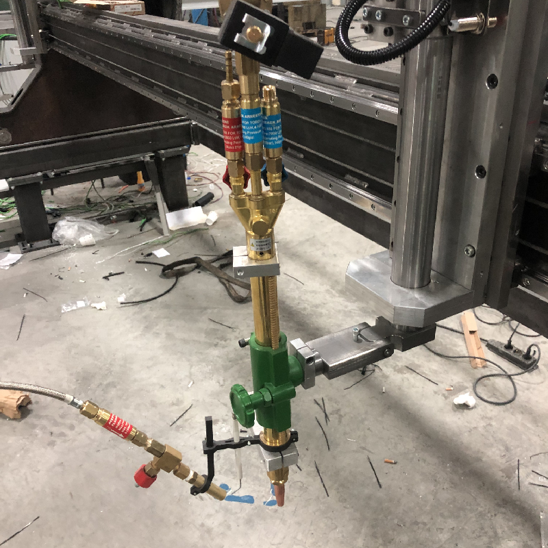 Oksijenli kesim makinası